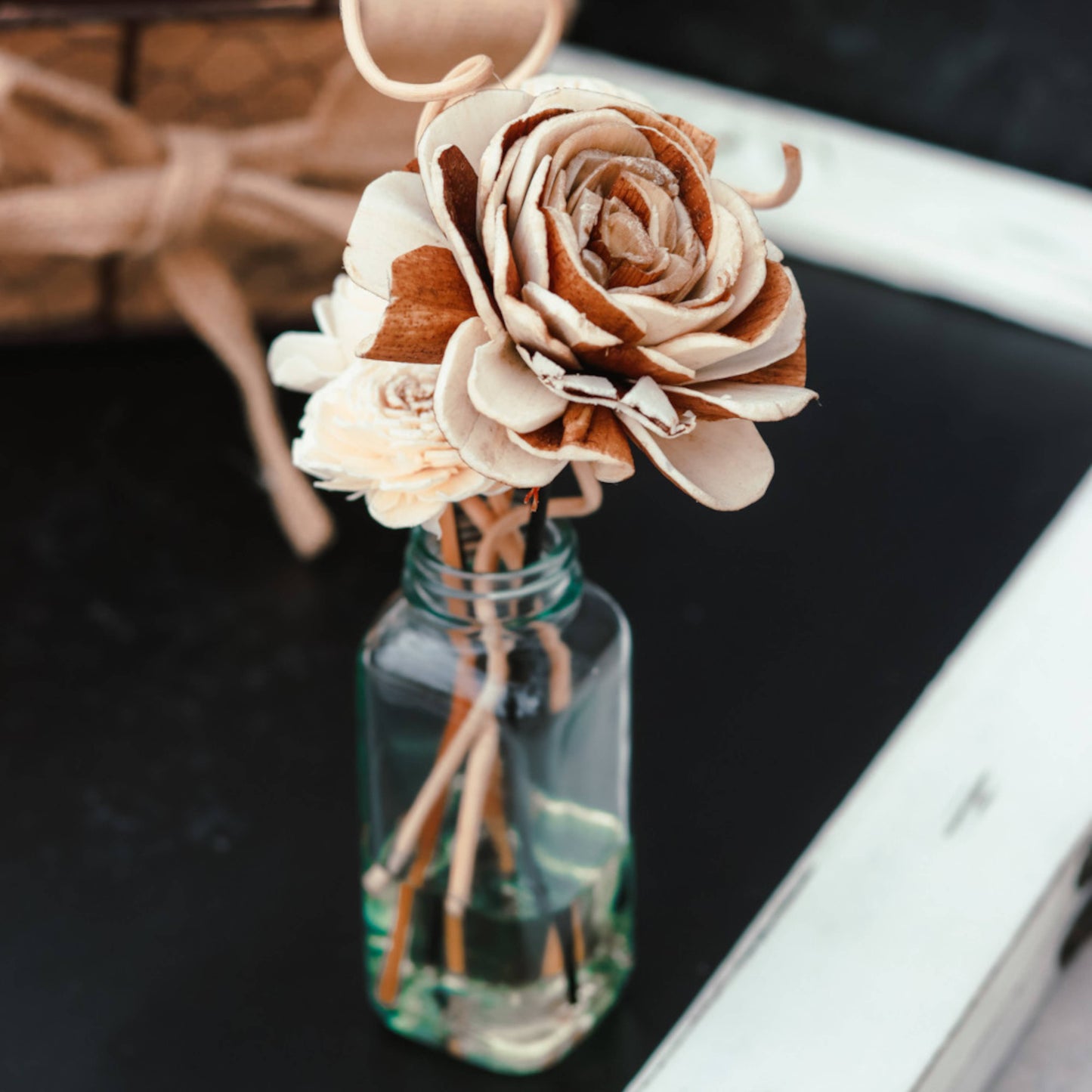 WINTER & HOLIDAY: Flower Reed Diffuser