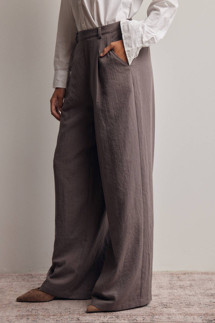 The Everyday Wide-Leg Pants
