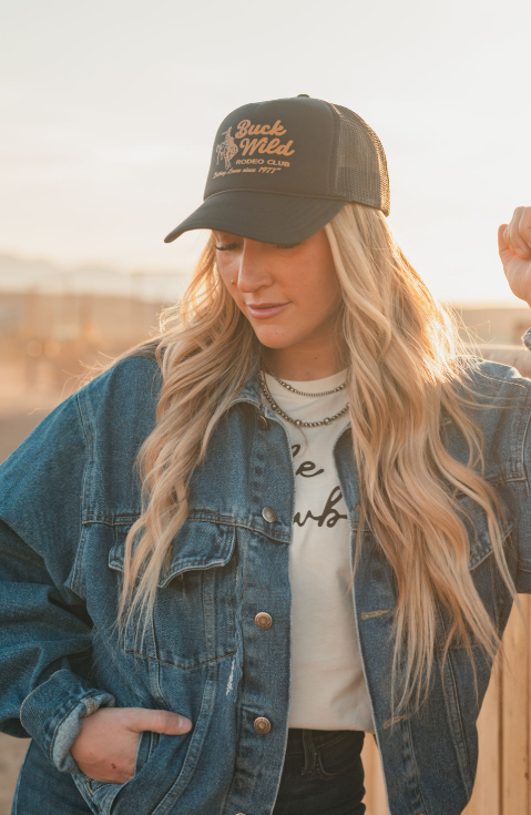 BUCK WILD TRUCKER HAT BLACK