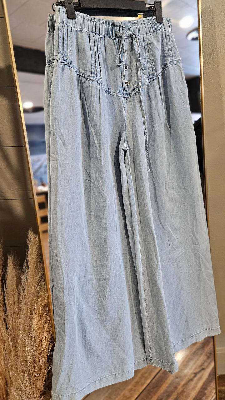 Pleated Wide Leg Denim Pants